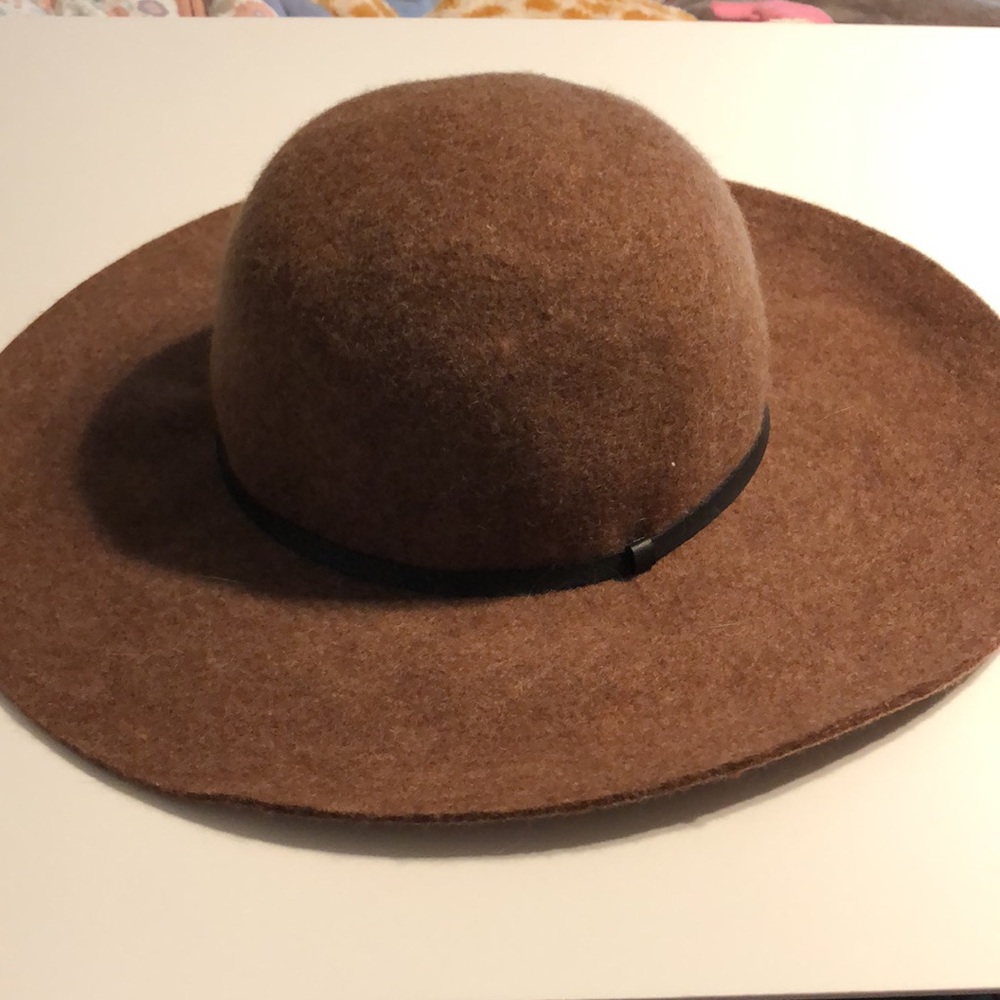 Women’s Universal Thread Brown Wide-Brim Wool Hat fall winter NWOT foldable